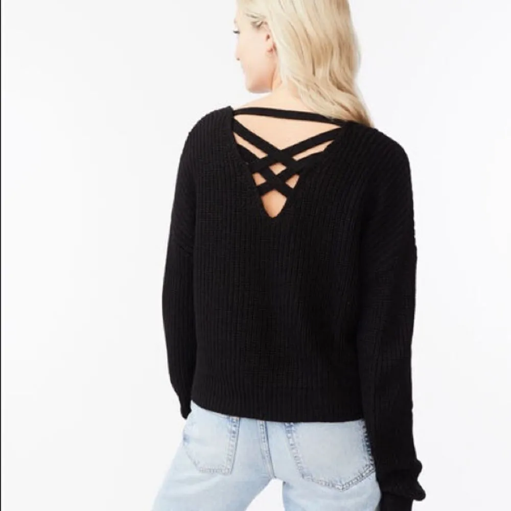 ✨ Pointelle Crisscross-Back V-Neck Sweater✨ - Image 4