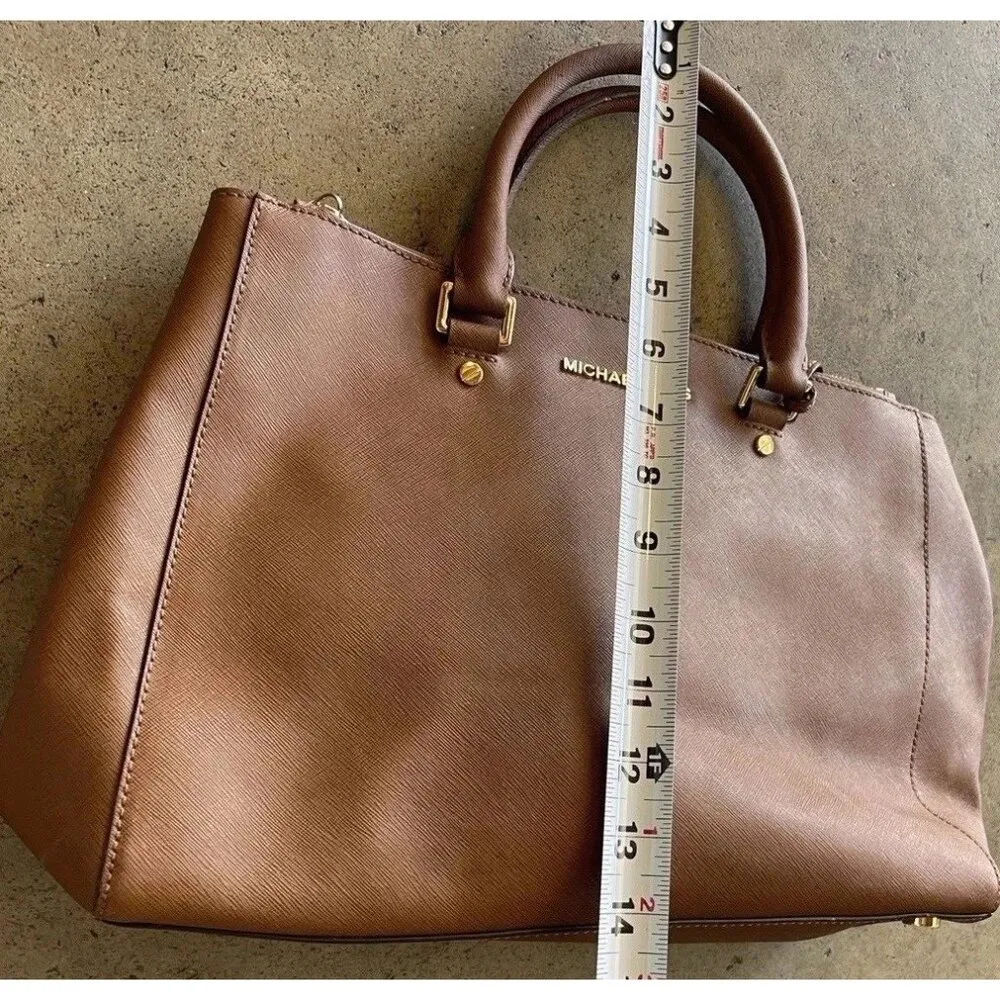 Vintage Michael Kors Women’s  Handbag Bag Brown Gold Saffiano Leather Tote - Image 4