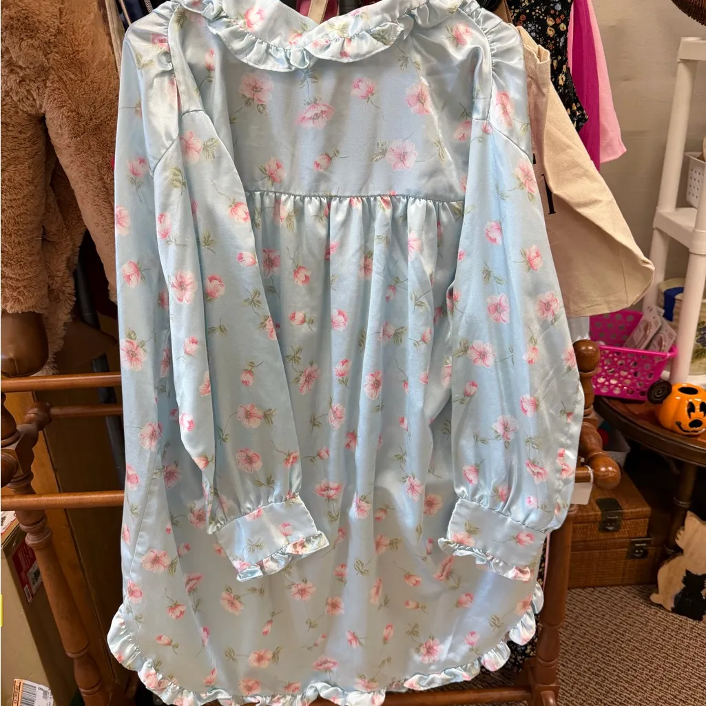 Women's Floral Nightgown - Image 2