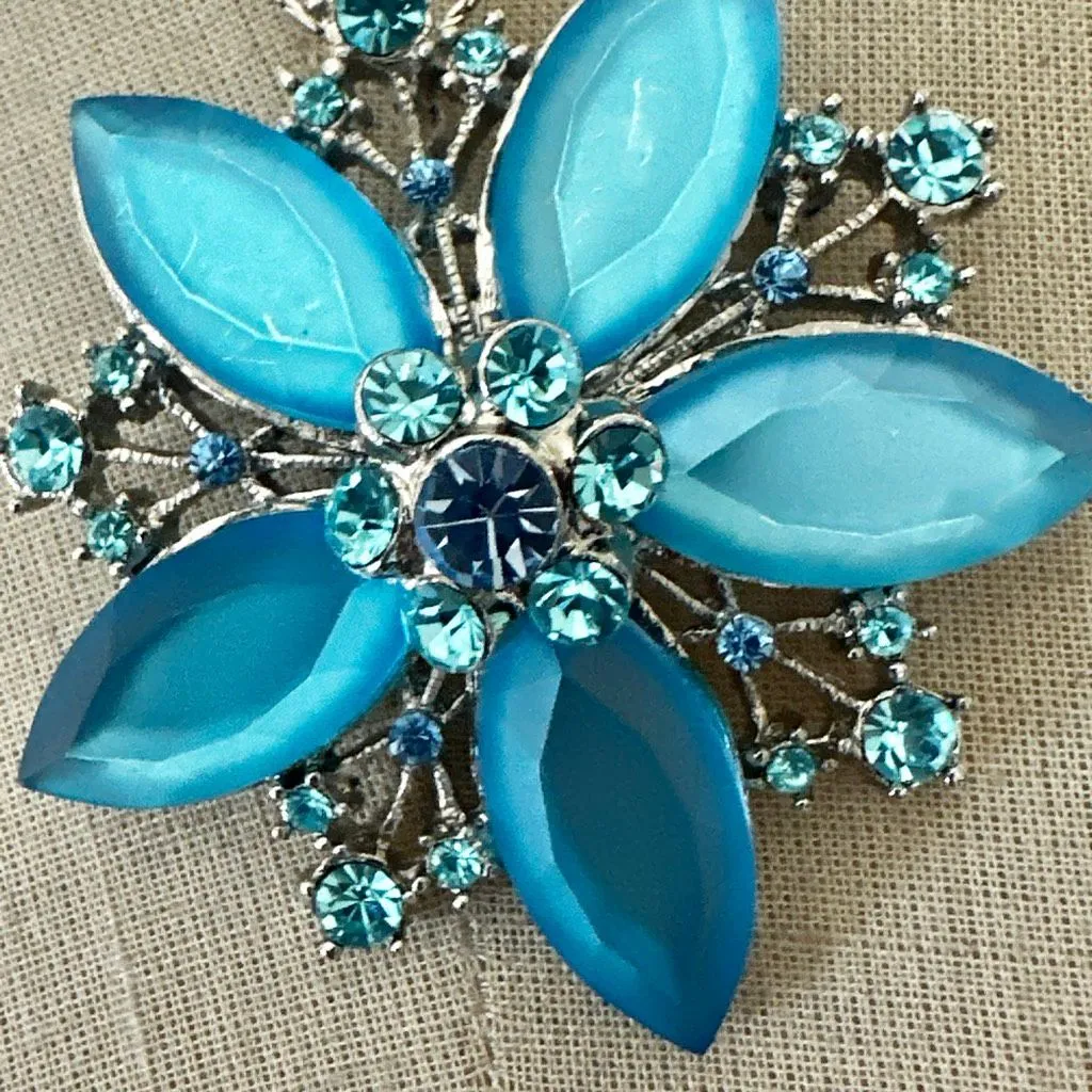 Vintage Blue Frosted Navette Rhinestone Flower Brooch Pendant Silver Tone - Image 3