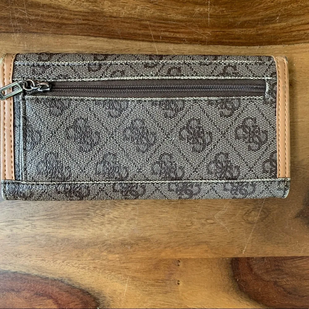 Guess Monogram Wallet - Image 2
