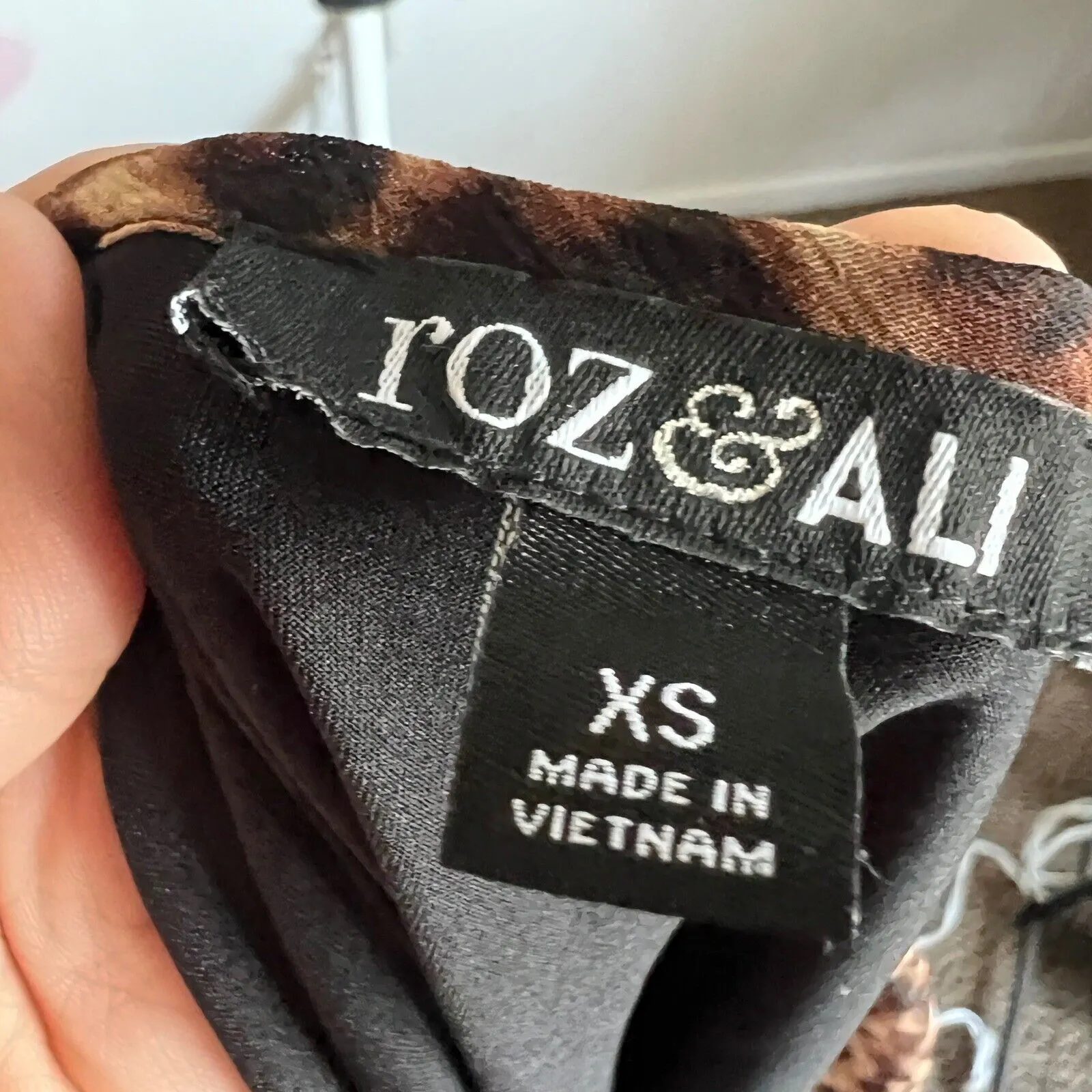 Brown Leopard Blouse Top, Y2K, Retro, Edgy, Glam, Grunge, Vintage, Indie, XS‎ - Image 4