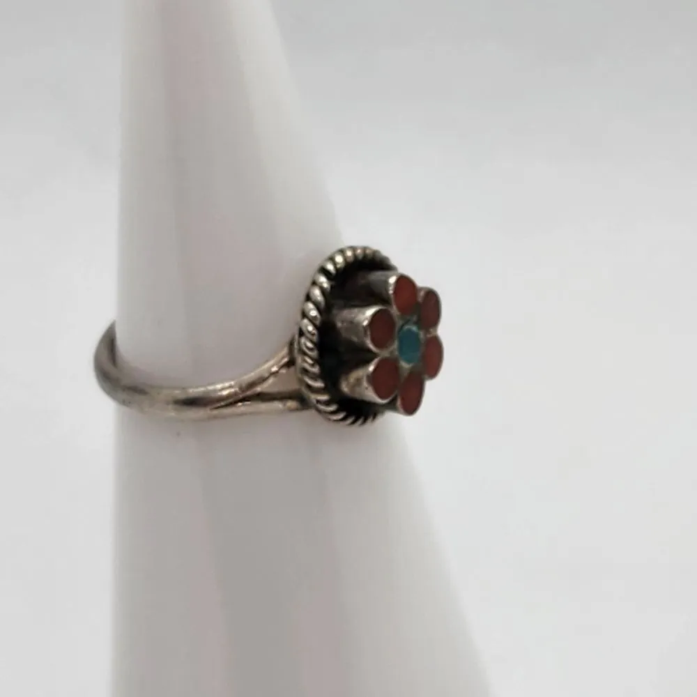 Vintage Southwestern Sterling Silver Turquoise & Coral Flower Ring (4.25) Red - Image 3