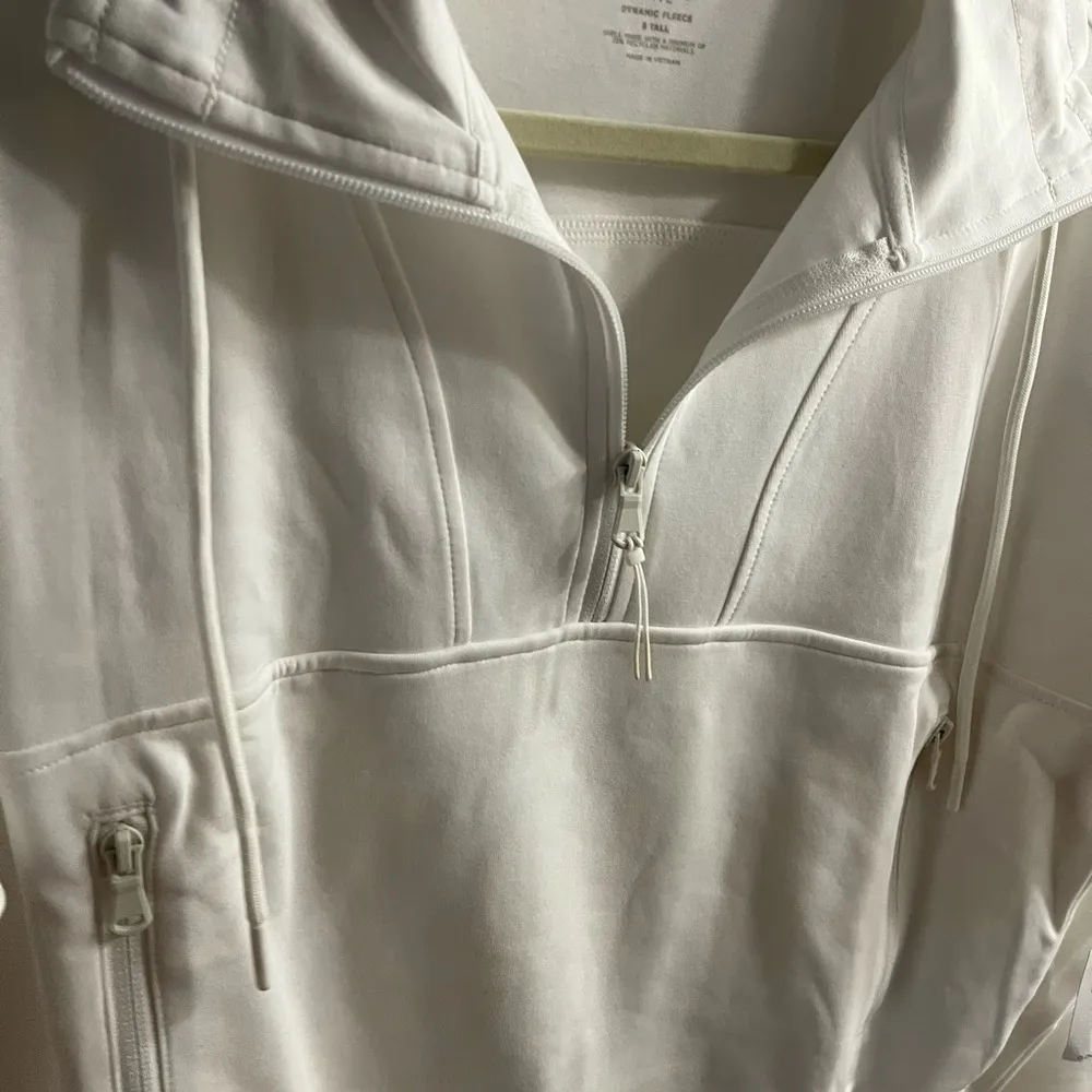 New with tags White Half-Zip Pullover Sweatshirt s tall dynamic fleece old navy - Image 5
