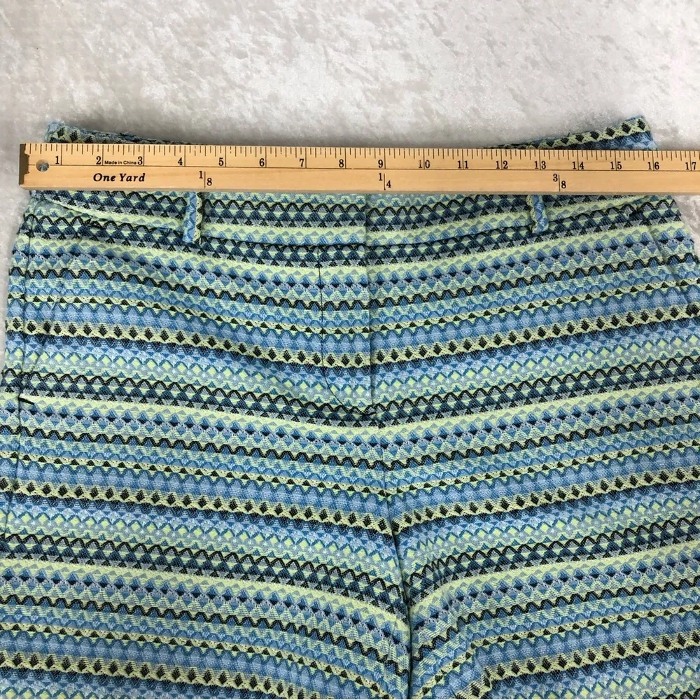 Ann Taylor Loft Textured Geometric Jacquard Riviera Shorts women’s Size 6 - Image 4