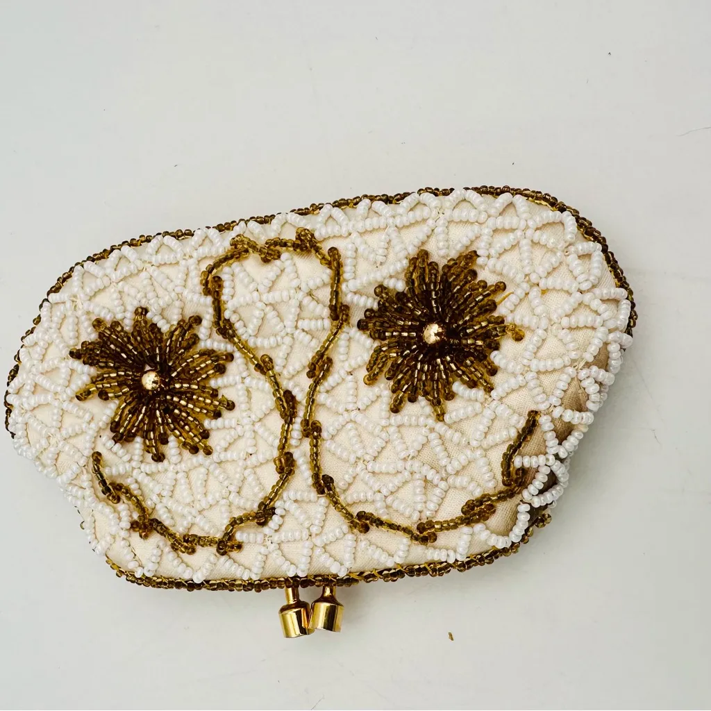 DeLill Vintage Beaded Coin Purse Gold - Image 4