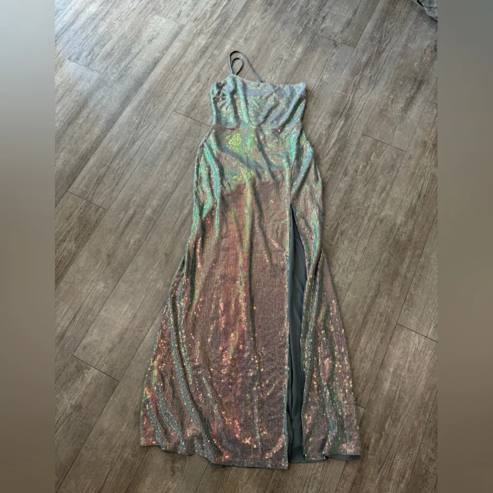 BOUTIQUE sequin beautiful dress ✨ Gray Size L - Image 3