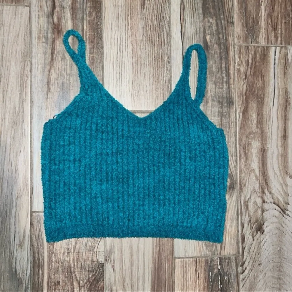 Anthropologie Saturday Sunday Lorna Fuzzy Cropped Sweater Tank - Image 2