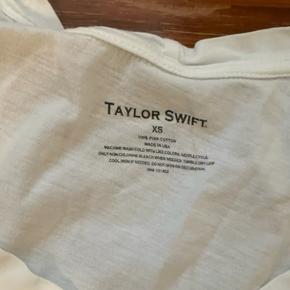 Taylor Swift Tee Black Size XS - Image 3