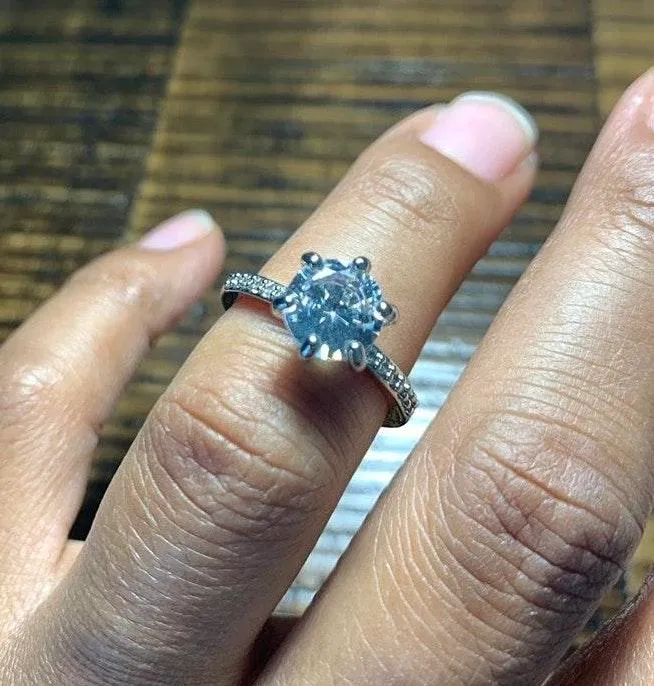 Beverly Hills Boutique Ring... Silver - Image 4