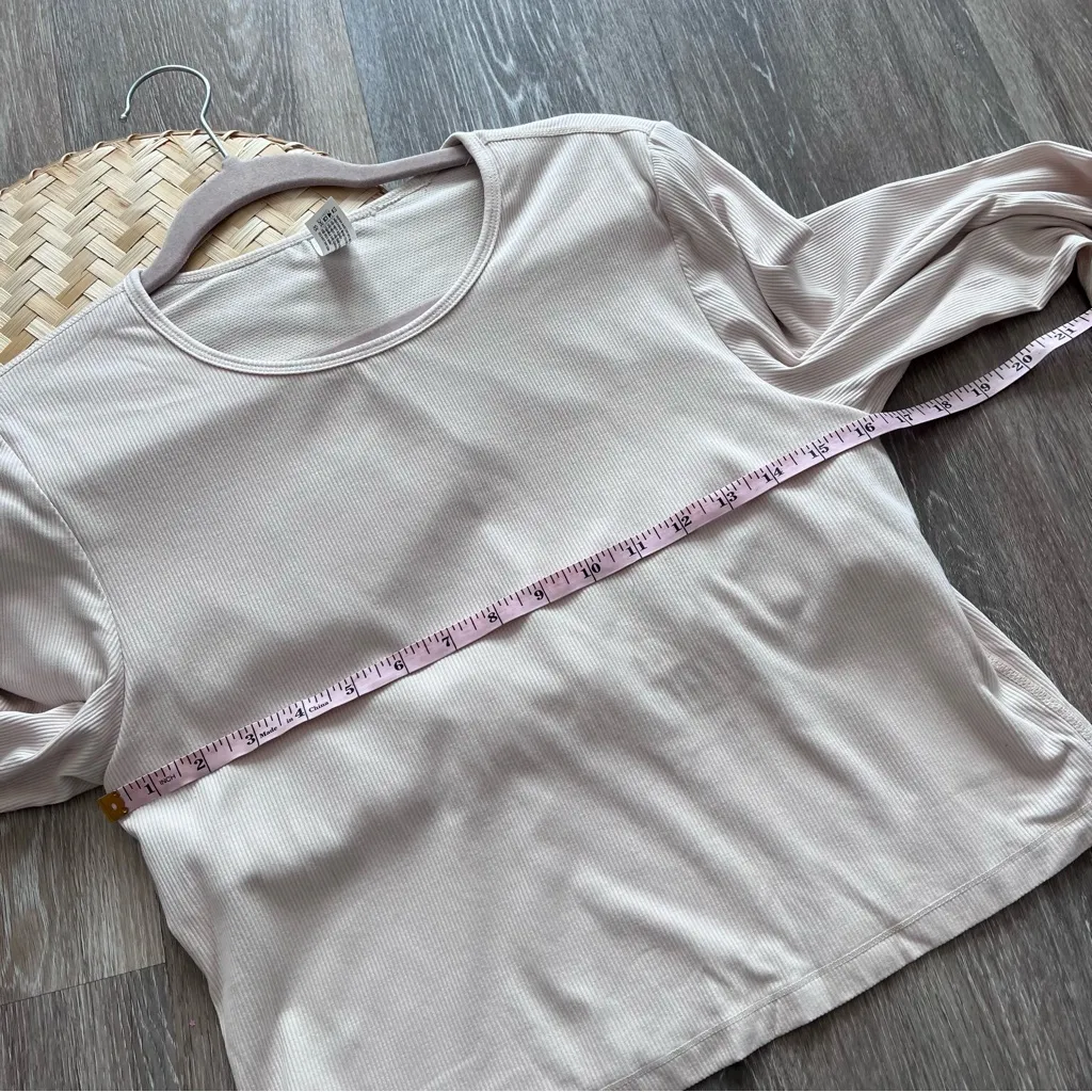 Yogalicious heavenly rib Tara crop long sleeve‎ top in cream - Image 4
