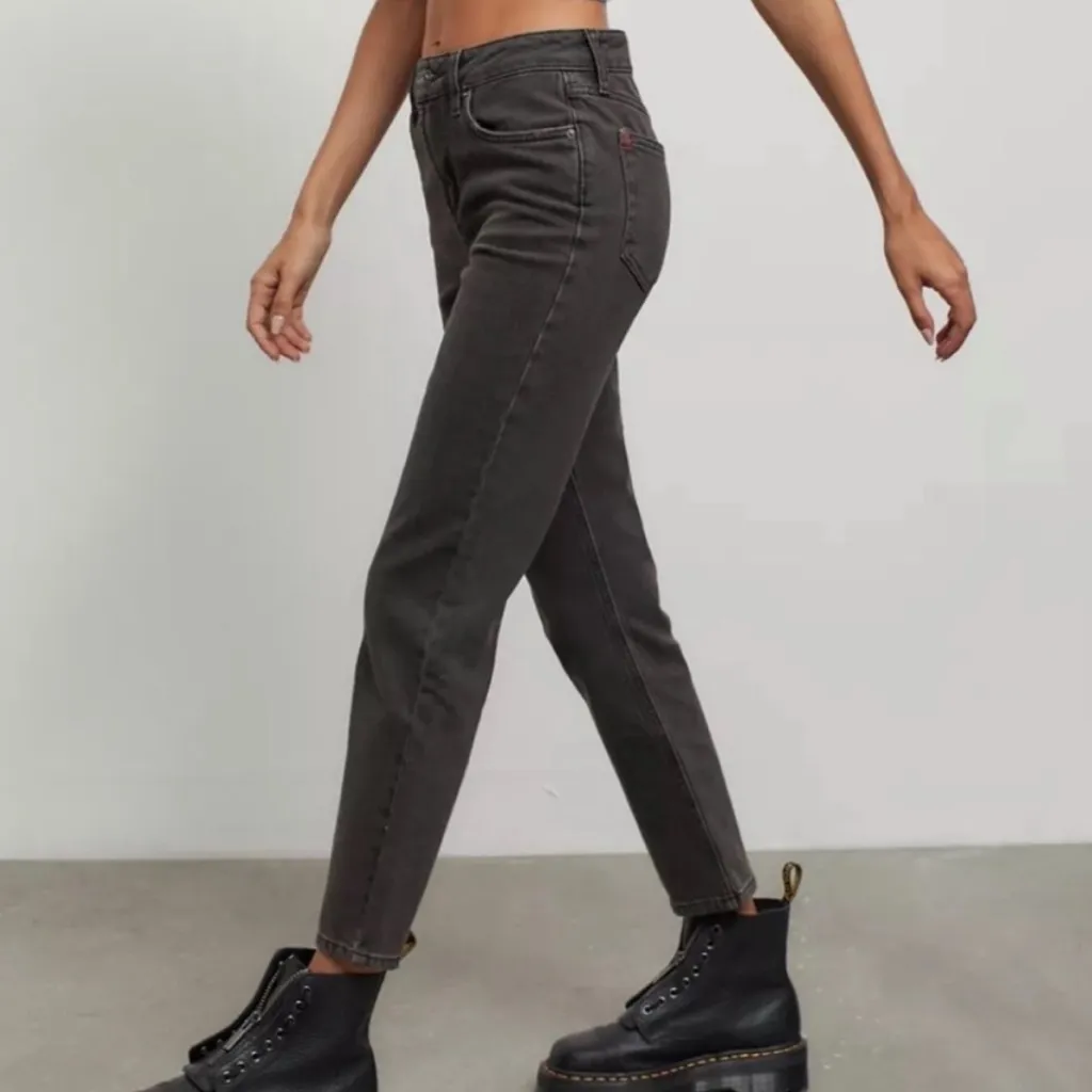 BDG Urban Outfitters jeans - Image 9