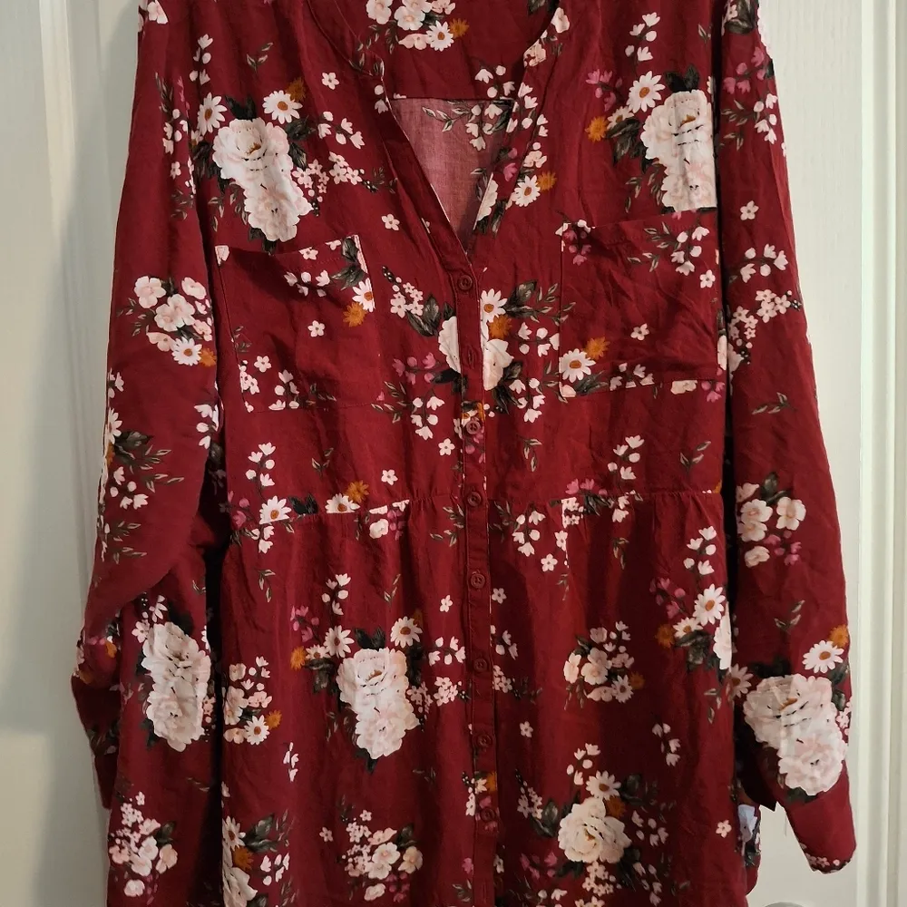 Torrid Floral Button-Up Tunic Top Sz 4 - Image 8