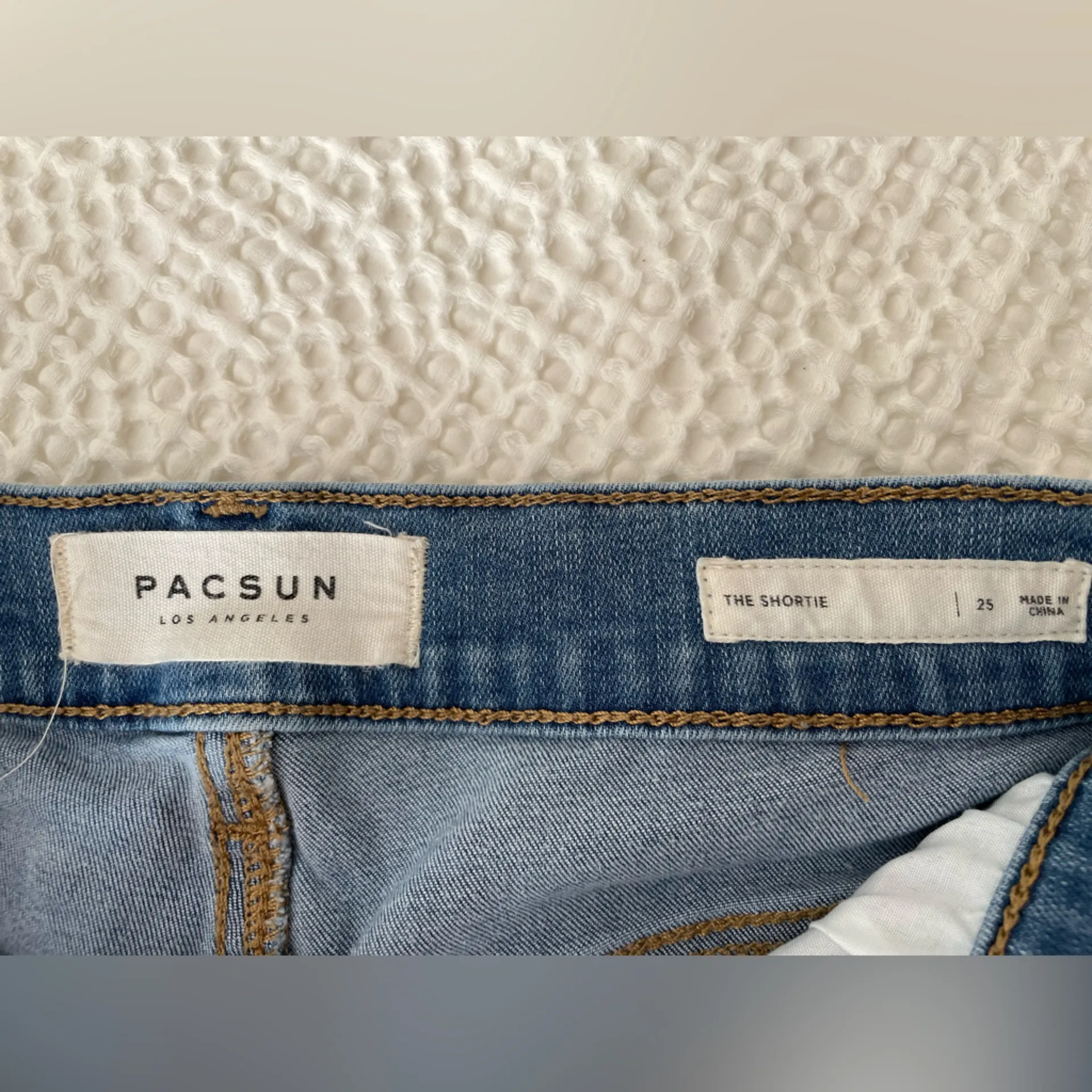 PACSUN The Shortie Light Wash Distressed Cuffed Hem Denim Shorts Size 25 - Image 7