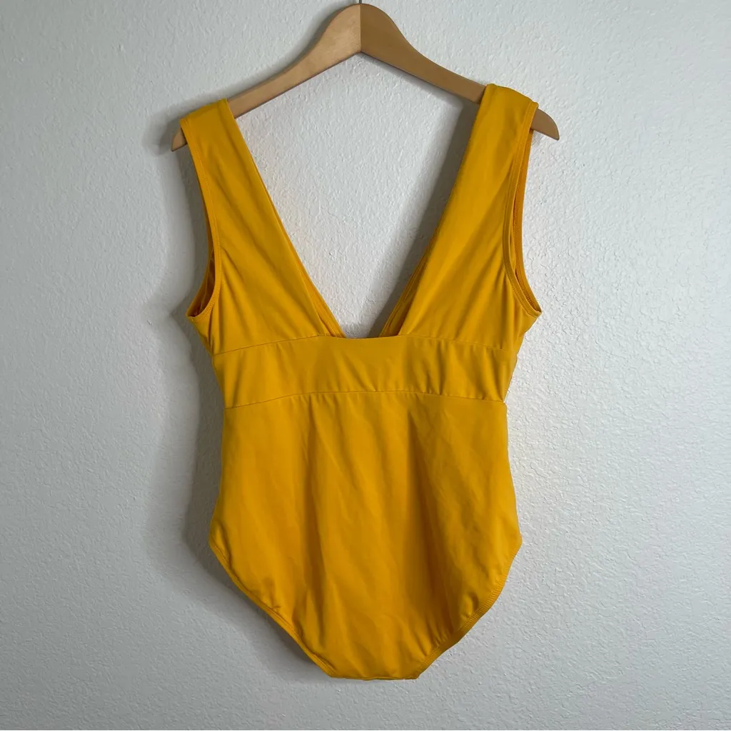 Andie The Mykonos One Piece Swimsuit Marigold Plunge Size Large - Image 6