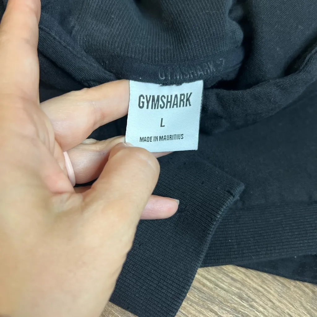 Gymshark Black Cropped Hoodie Sweatshirt Size Large - Image 2