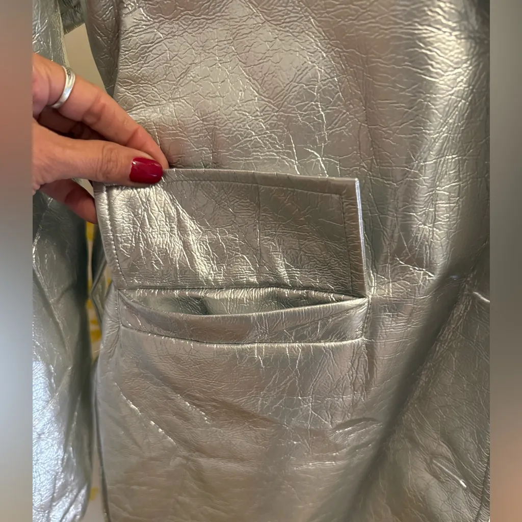 Elegant Metallic silver Trench Coat size M Size M - Image 7