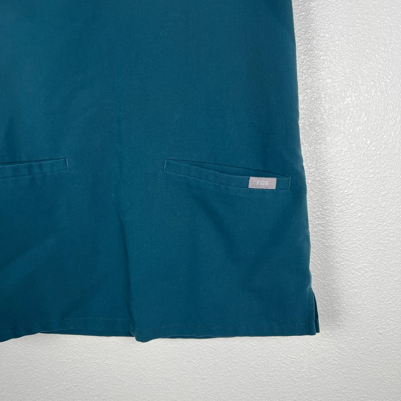 Figs Women's Casma Technical Pocket Scrub‎ Top Teal Sz XXS - Image 3