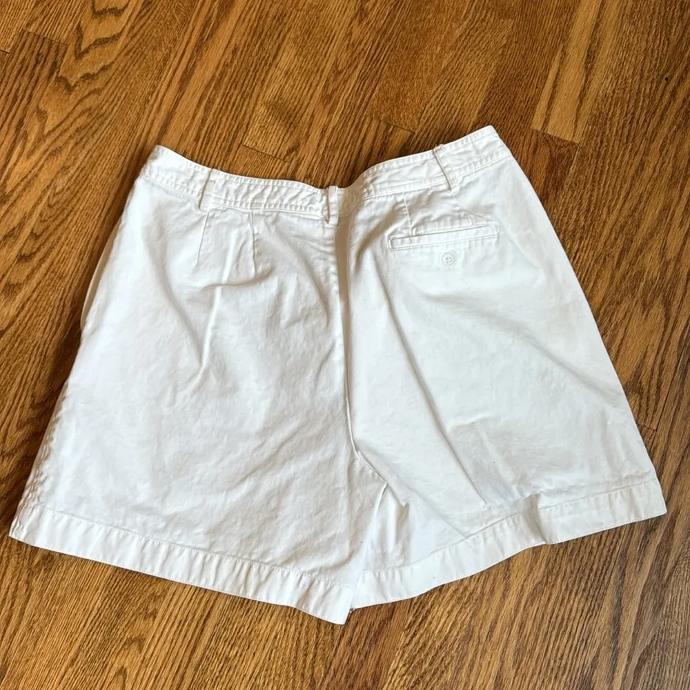 Gap retro cut white jean shorts - Image 4