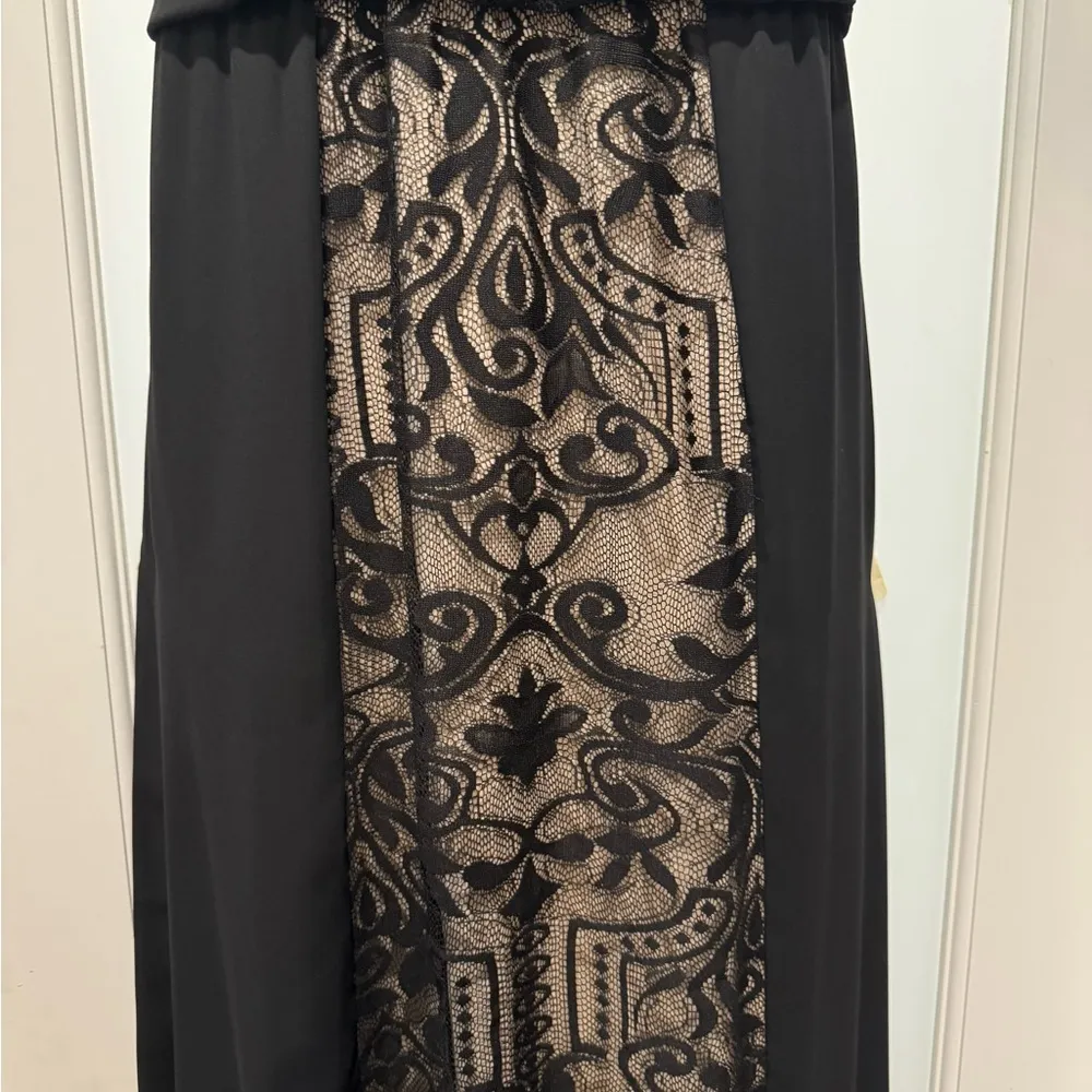 London Times Black Nude Lace Chiffon Halter Maxi Evening Gown – Size 6 - Image 5