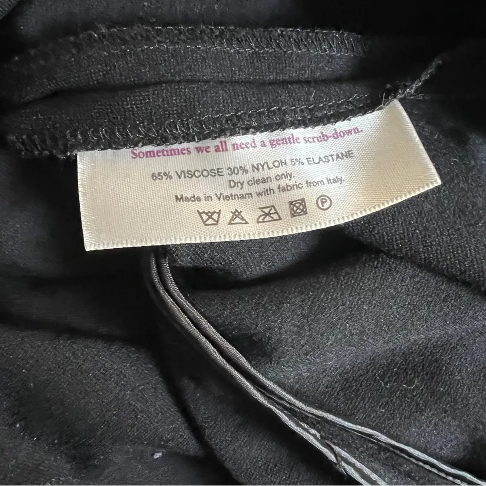 M.M.LaFleur Rachel Dress Black Ponte Sheath
Size 6 - Image 8