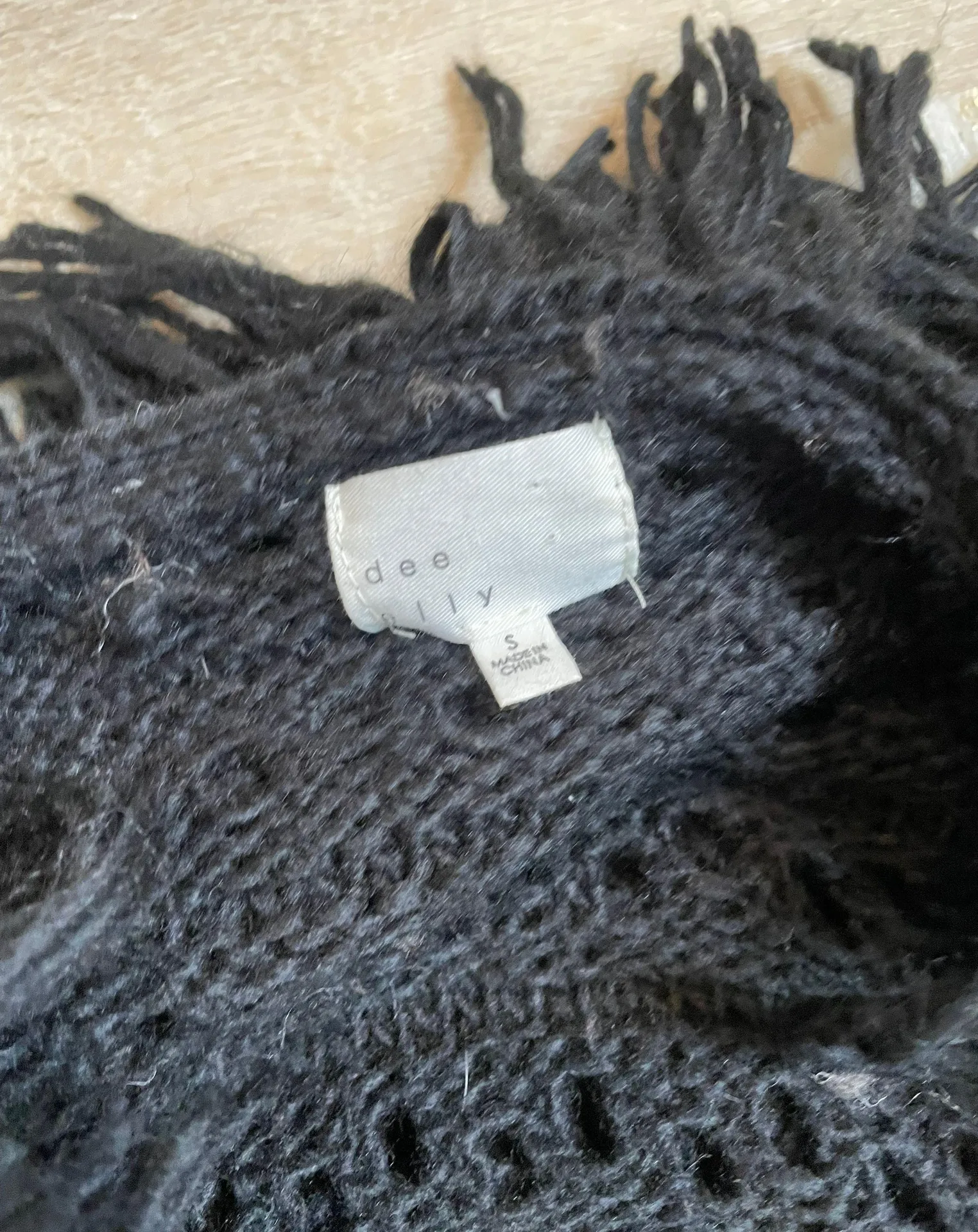 Fringe Yarn Color block Cardigan - Image 2