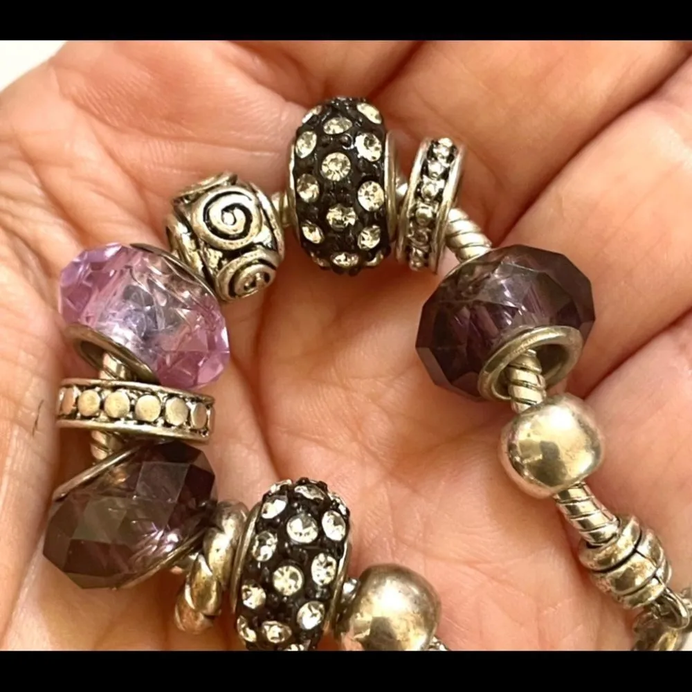 Silver tone purple and silver bead bracelet - Image 4