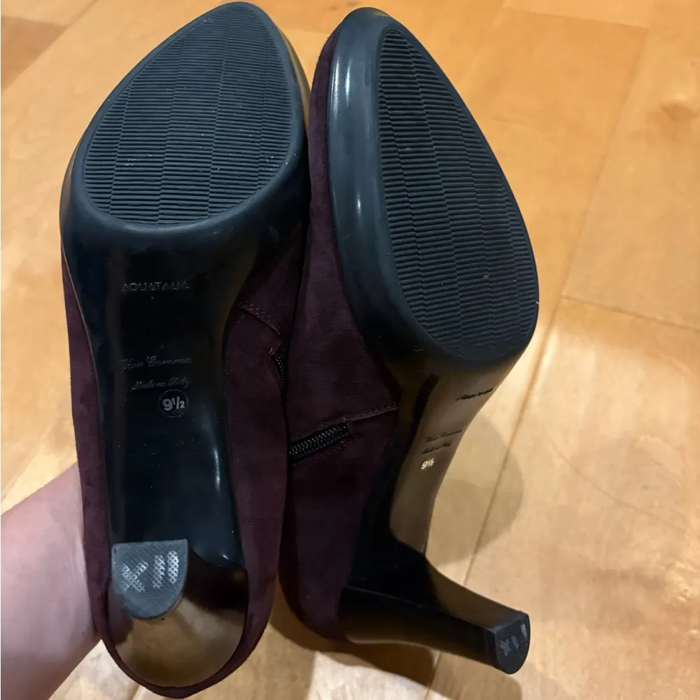 Aquatalia Italy heeled suede booties boots shoes croc embossed sz 9.5 burgundy - Image 6