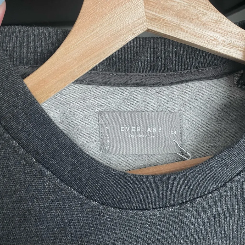 NWOT Everlane Crewneck Sweatshirt - Image 4