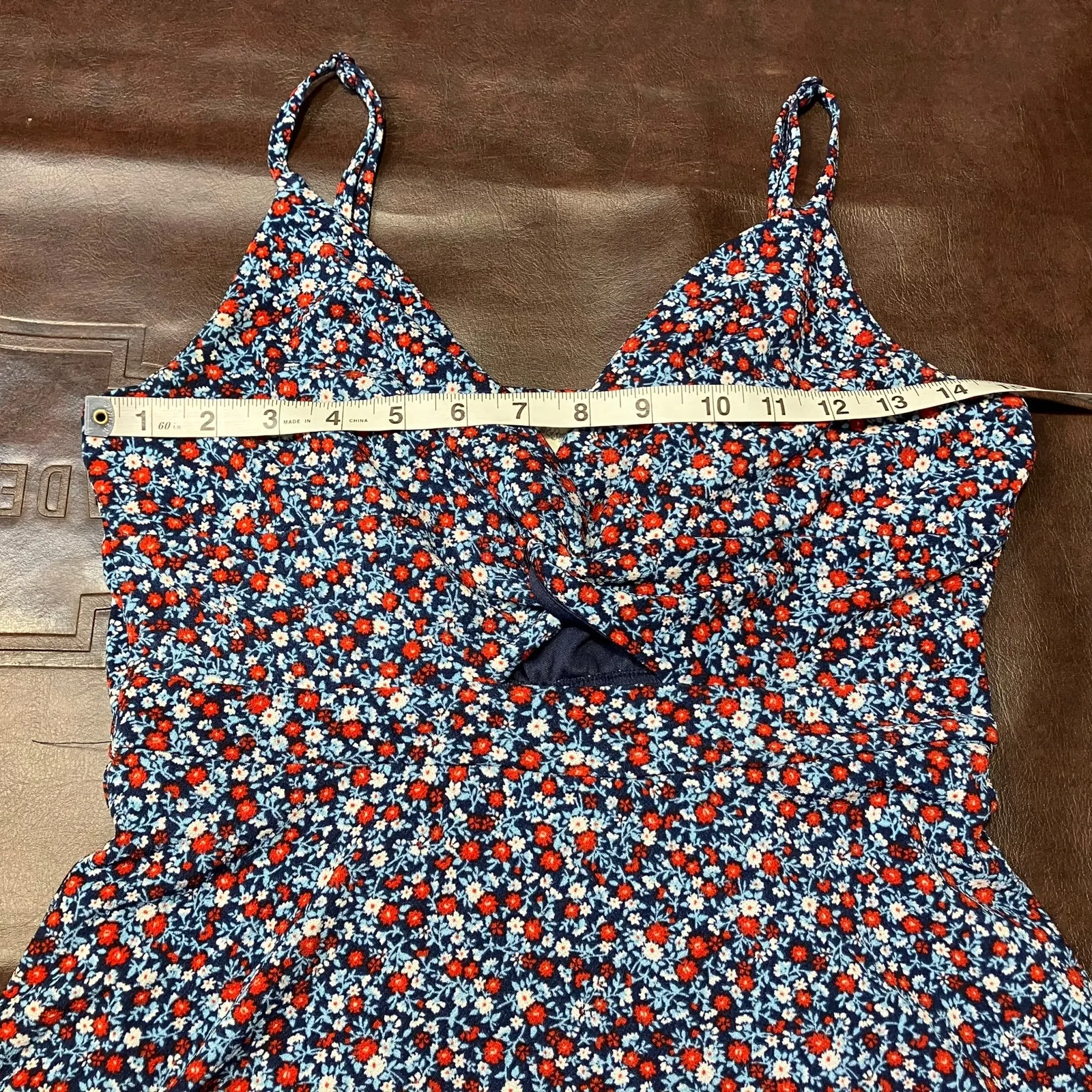 Francesca's Blue Rain Abagail Floral Front Twist Mini‎ Dress Womens Small Red - Image 13