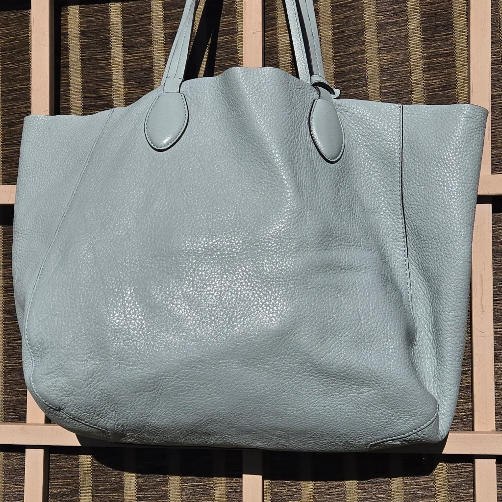 Michael Kors Light Blue/Silver Leather Tote Damaged Handles - Image 4