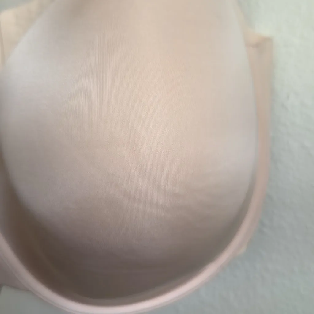 SOMA Vanishing 360 Perfect Coverage Nude Bra. - Image 5