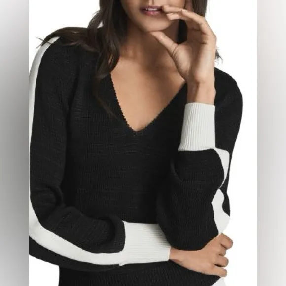 REISS Taylor V Neck Knit Top Size XS - Image 2