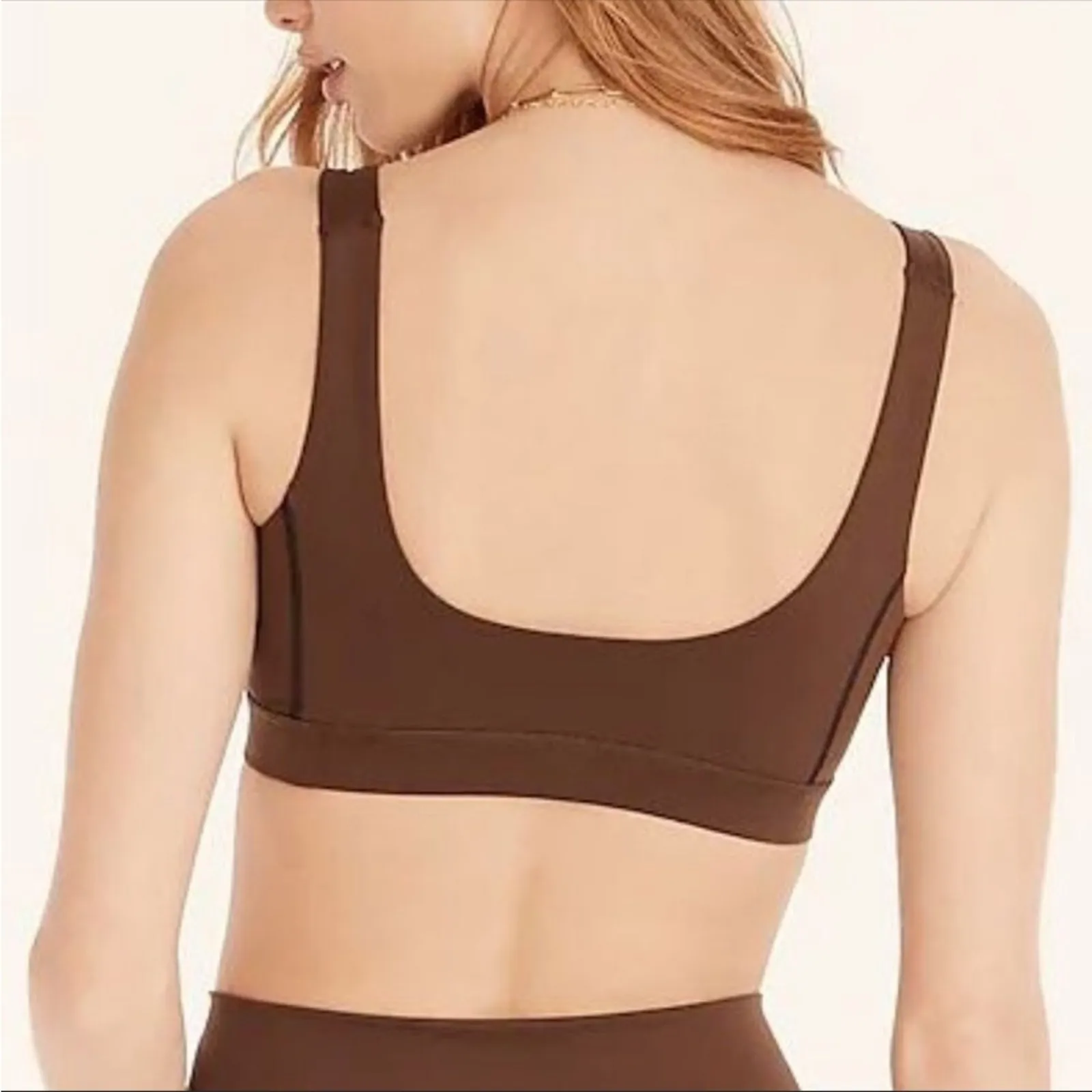 NWT J. Crew CloudStretch Scoop Neck Sports Bra in Deep Chocolate Size M - Image 3