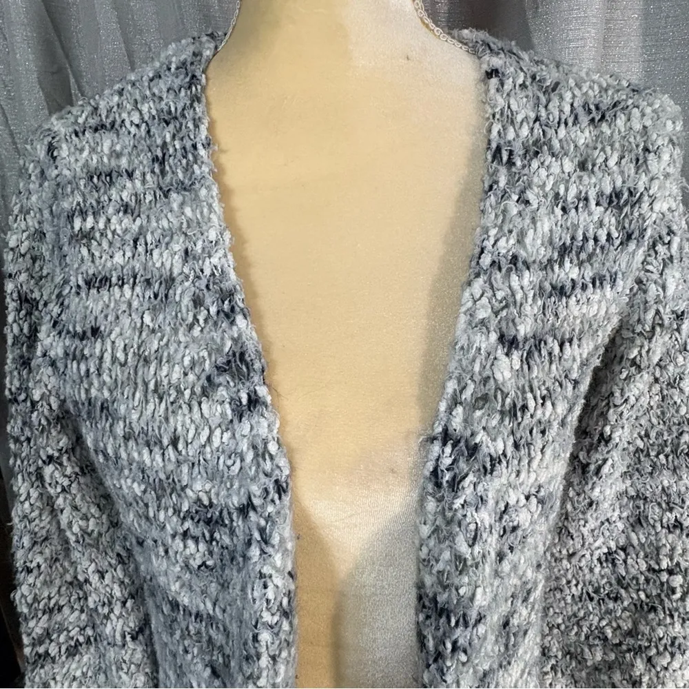 Madison Lilly Sherpa cardigan, Sherpa hoodie, woman’s sweater, size medium Gray - Image 13