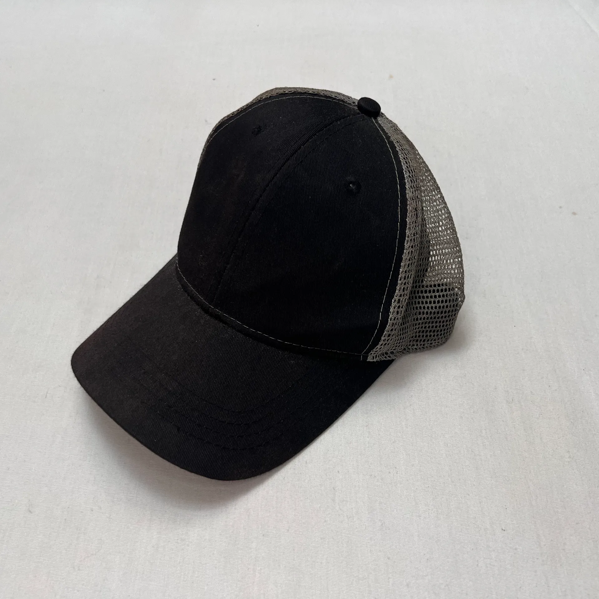 Black and Gray Trucker Hat - Image 3