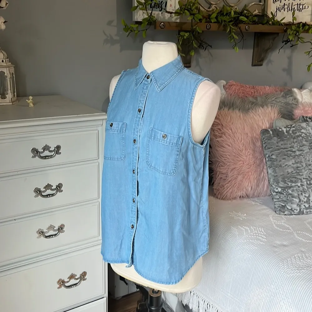 Denim Shirt Summer Beach Button Down Front Chaps Womens Small - Image 2