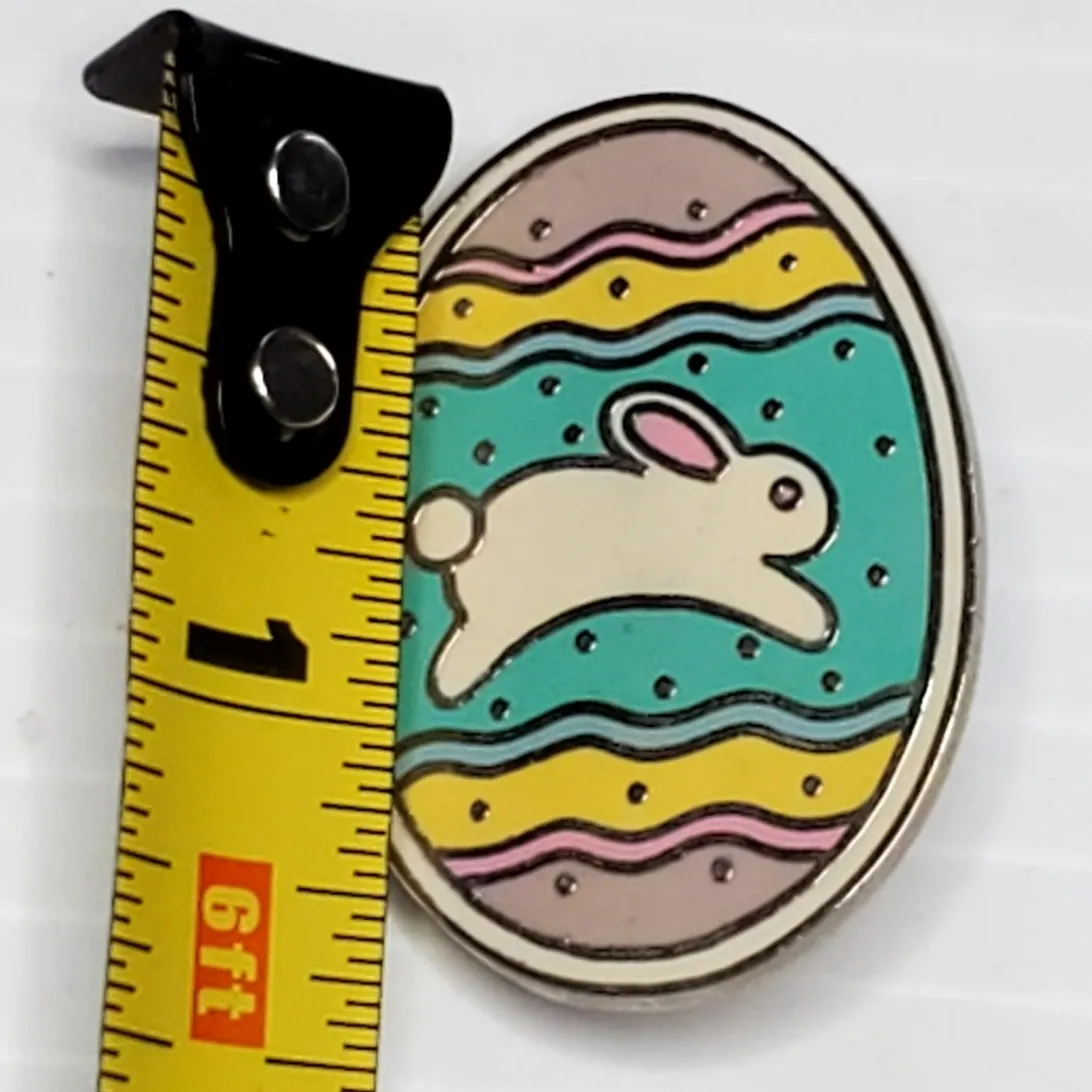 Hallmark Easter Lapel Pin Bunny Rabbit in Easter Egg 1.25" Vtg Signed - Image 3