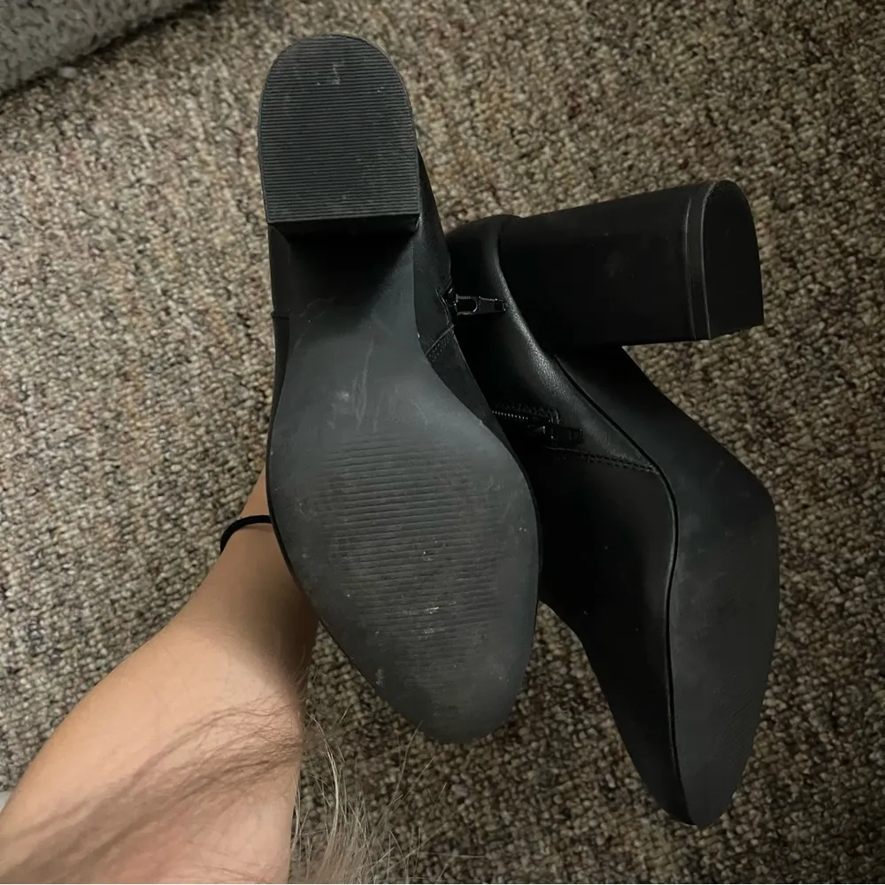 Madden girl high heels boots black size 8 - Image 3