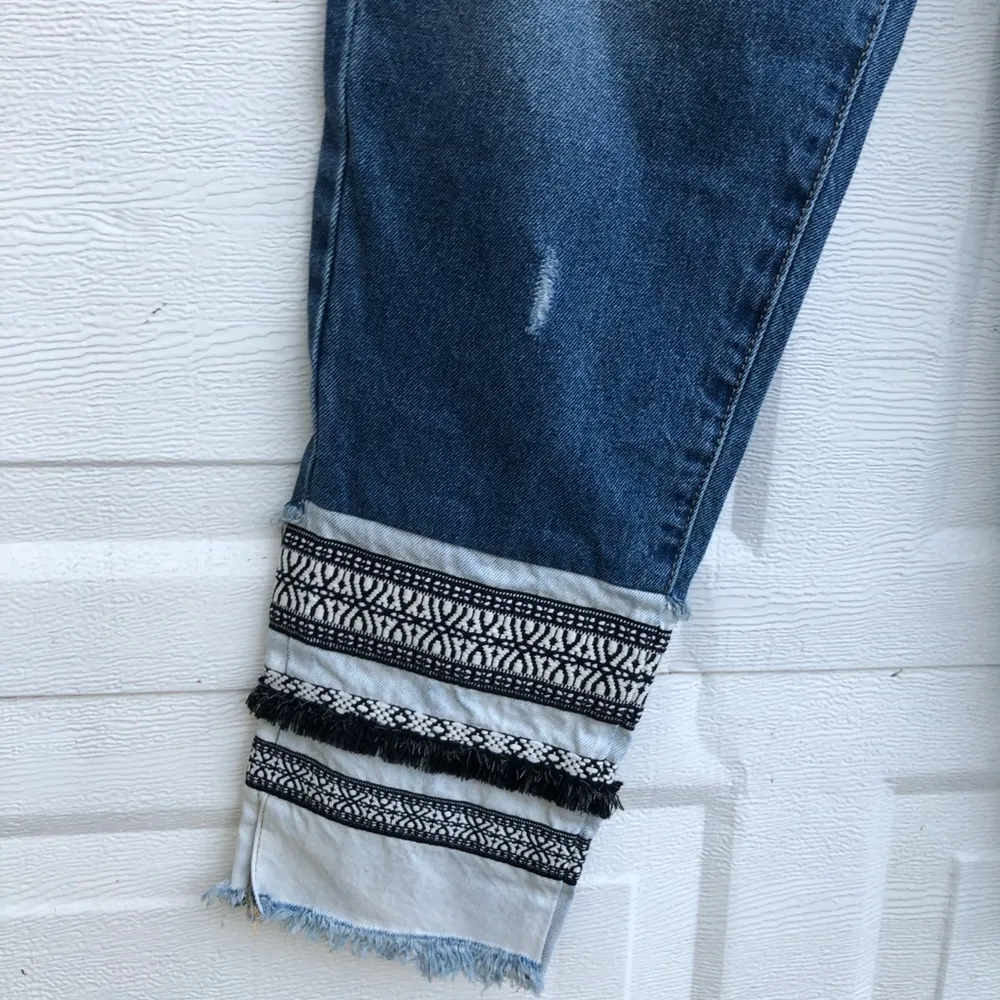 Jeans Miss Molly High Rise Waisted Embellished Size 29 Blank NYC Women’s - Image 7