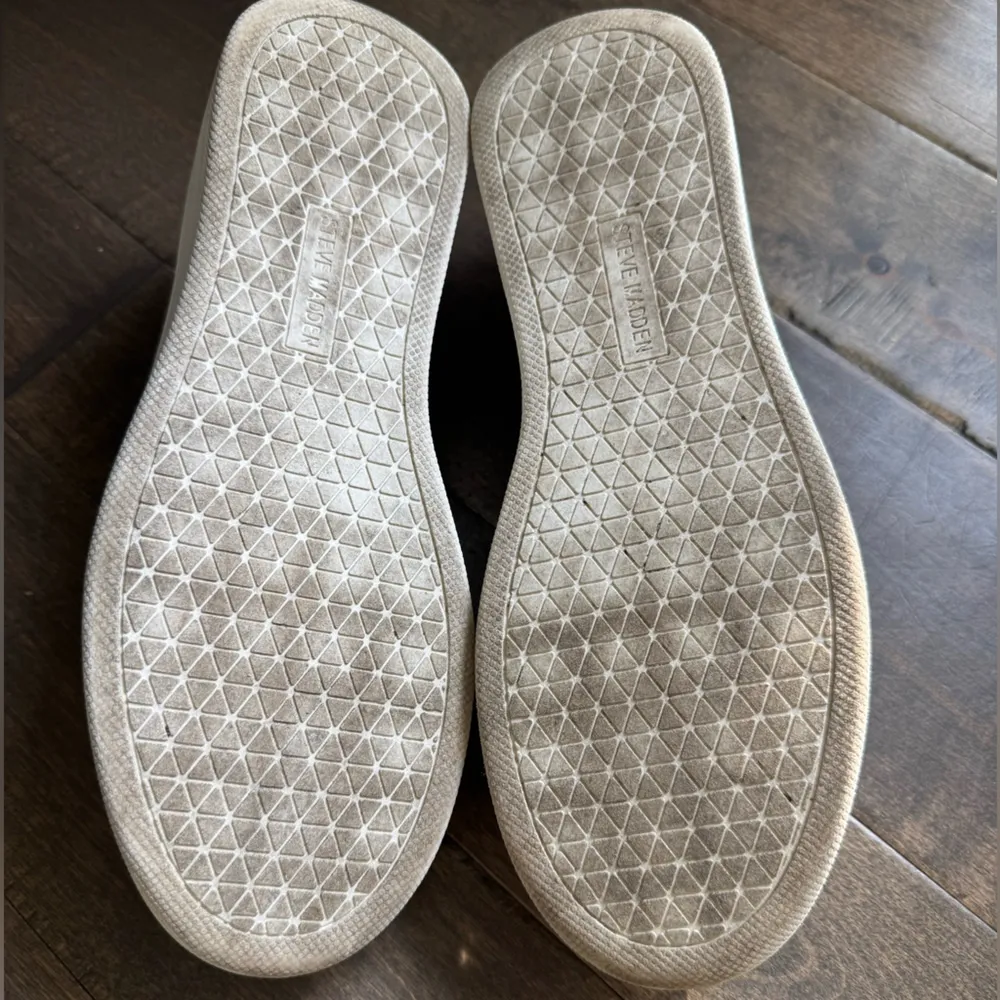 STEVE MADDEN Beale Black Slip - Image 7