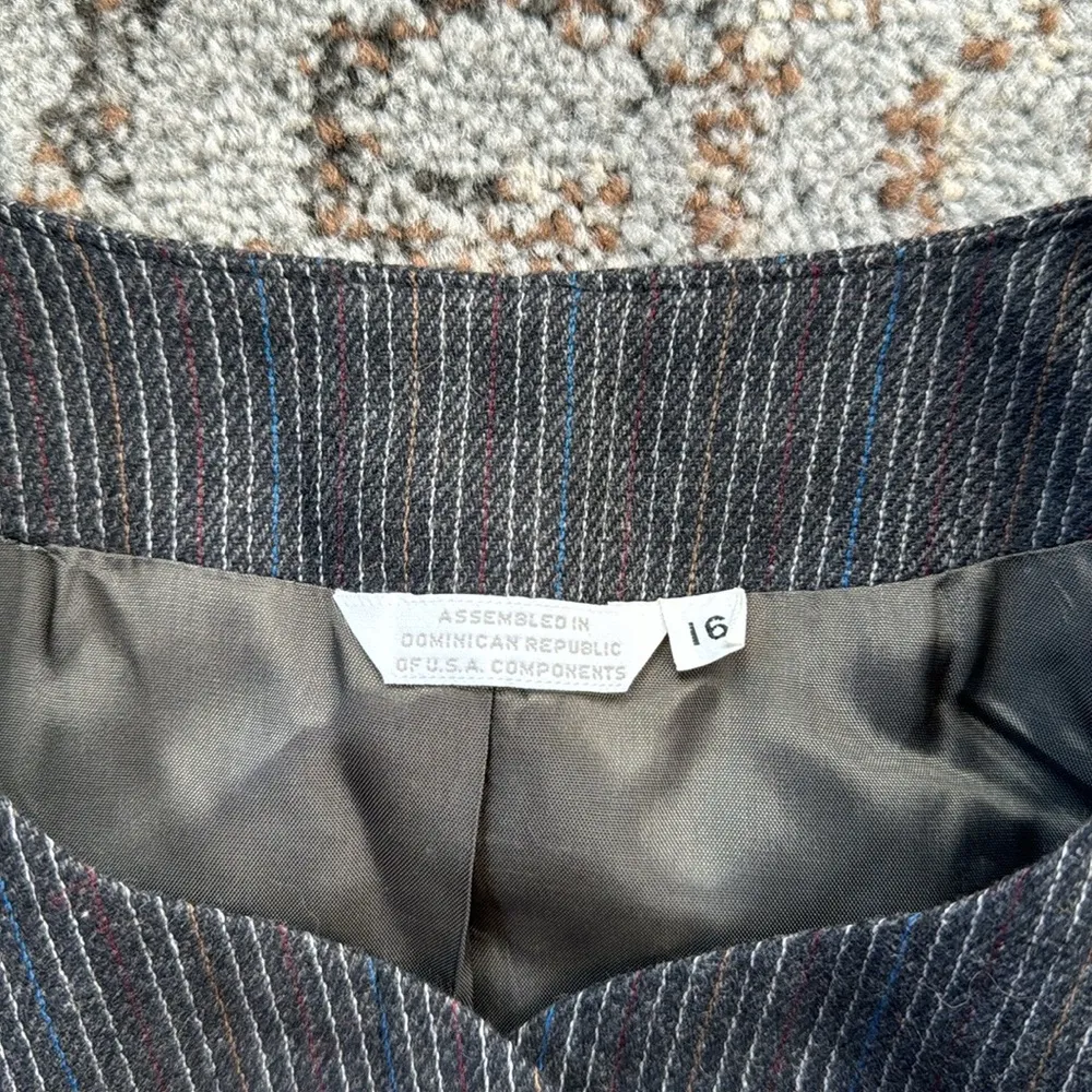 Vintage Gilmor Pinstripe Skirt Suit Set Gray 16 - Image 11