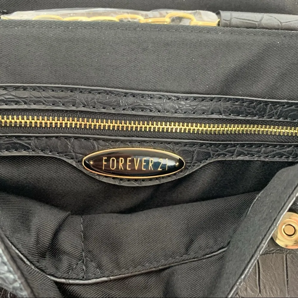 Forever 21 Faux Leather Black Chain Strap Clutch - Image 10