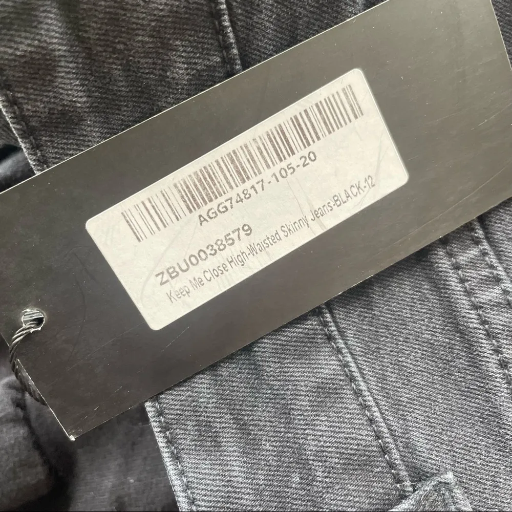 Nasty Gal  Keep Me Close High Waisted Skinny Jeans - Image 11