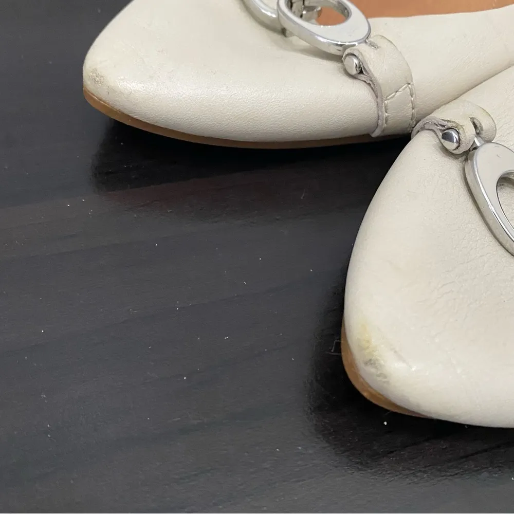 COACH “Ondrea” Off White Ecru Leather CC Logo Pointy Toe Ballet Flats Size 9B - Image 9