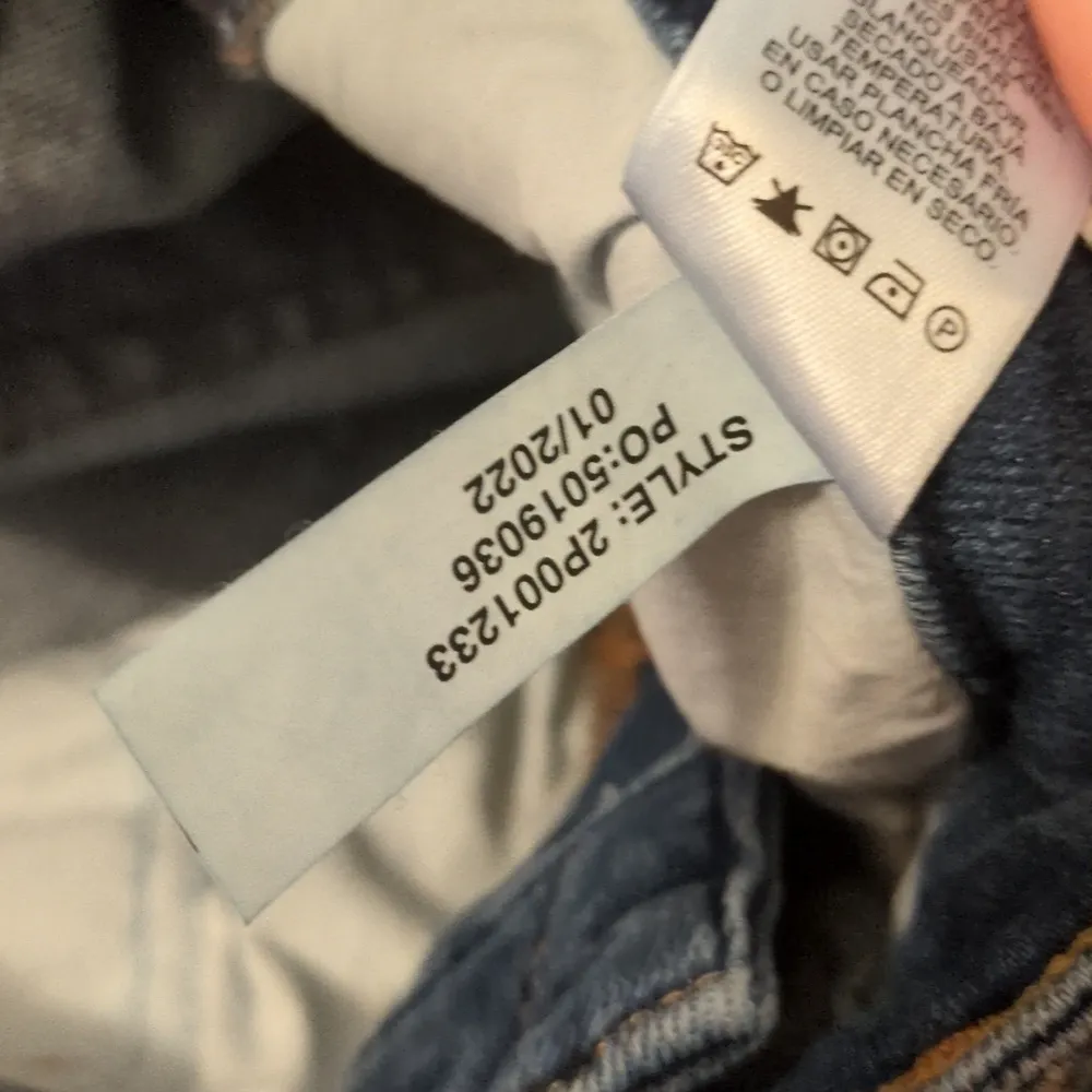 Vineyard vines high rise straight crop jeans size 26 - Image 5