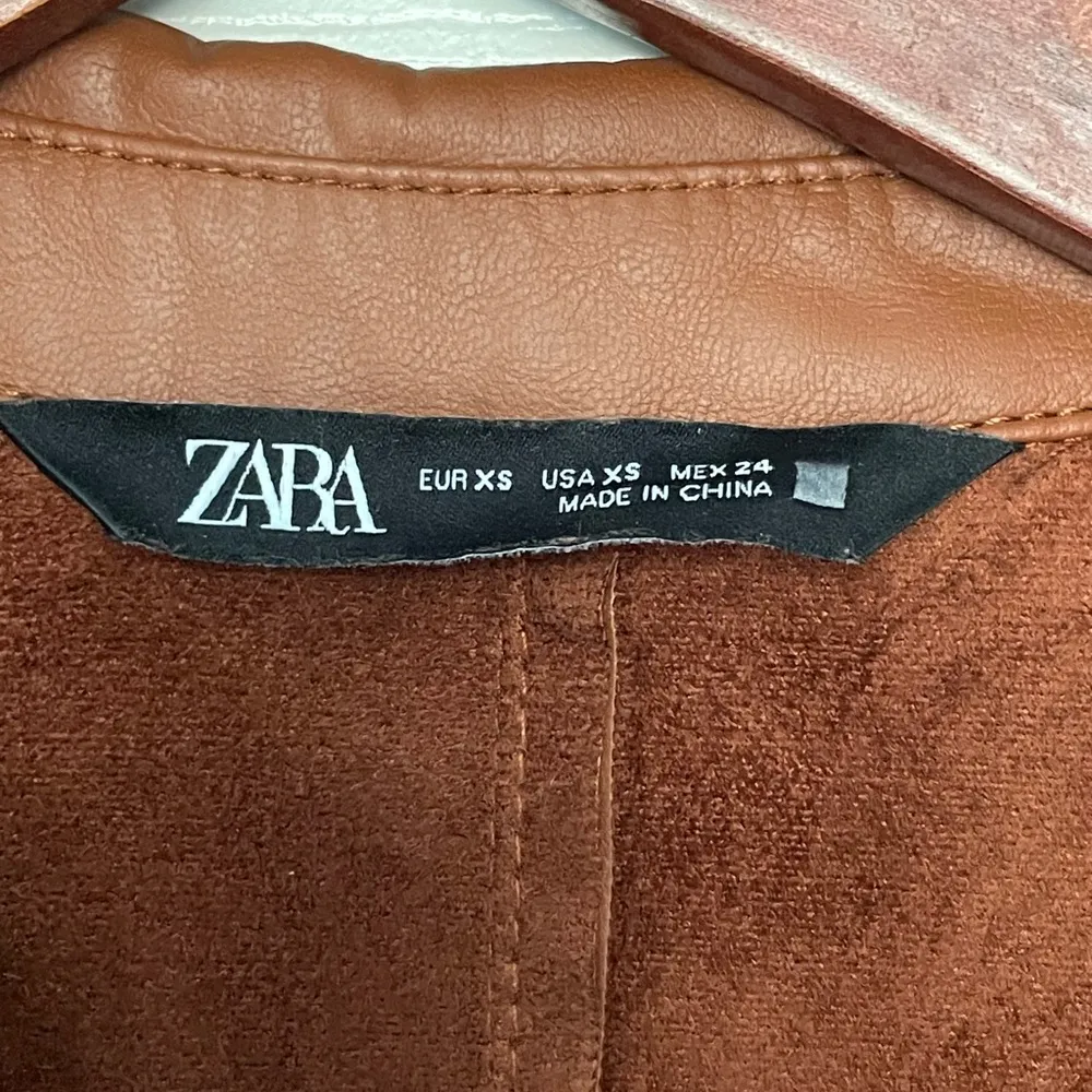 Woman Brown Faux Leather Short Sleeved Button-Up Midi Dress Sz XS - Image 2