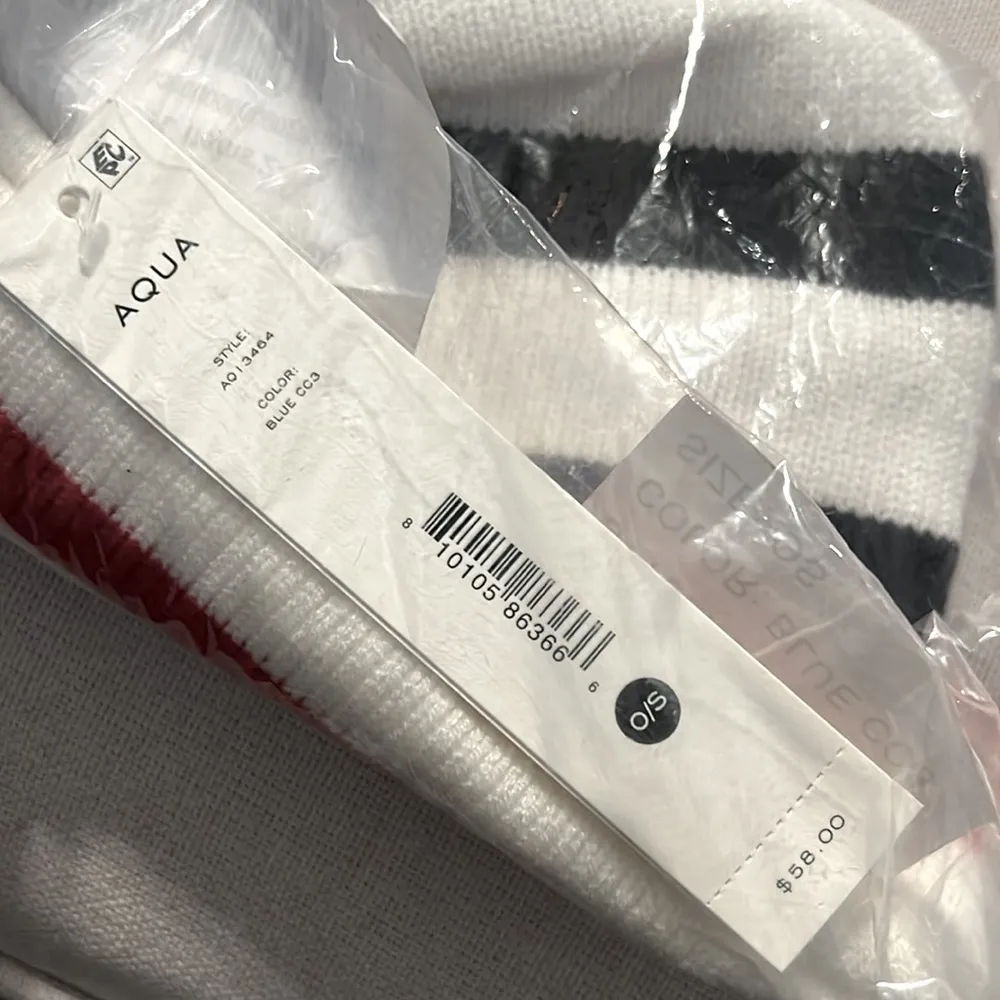 AQUA x Kerri Rosenthal Striped Heart Patch Beanie, New w/Tag - Image 3