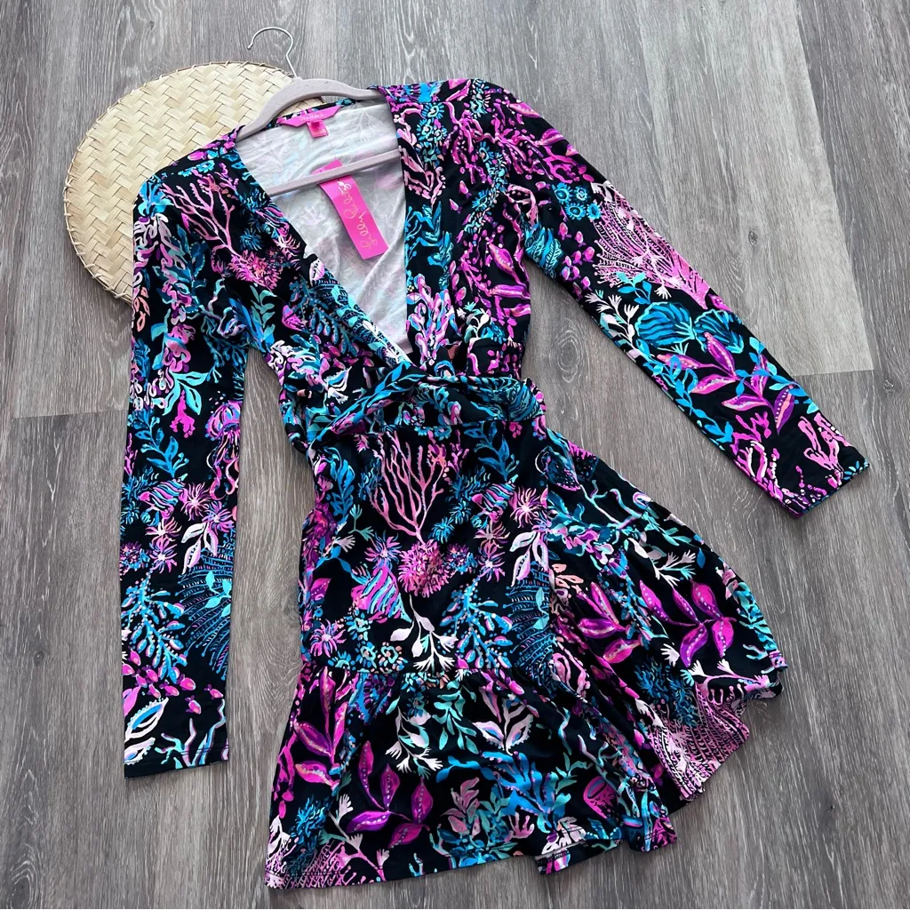 Lilly Pulitzer Misha Long Sleeve Wrap Romper Onyx Twilight Coral, Size M $178 - Image 3