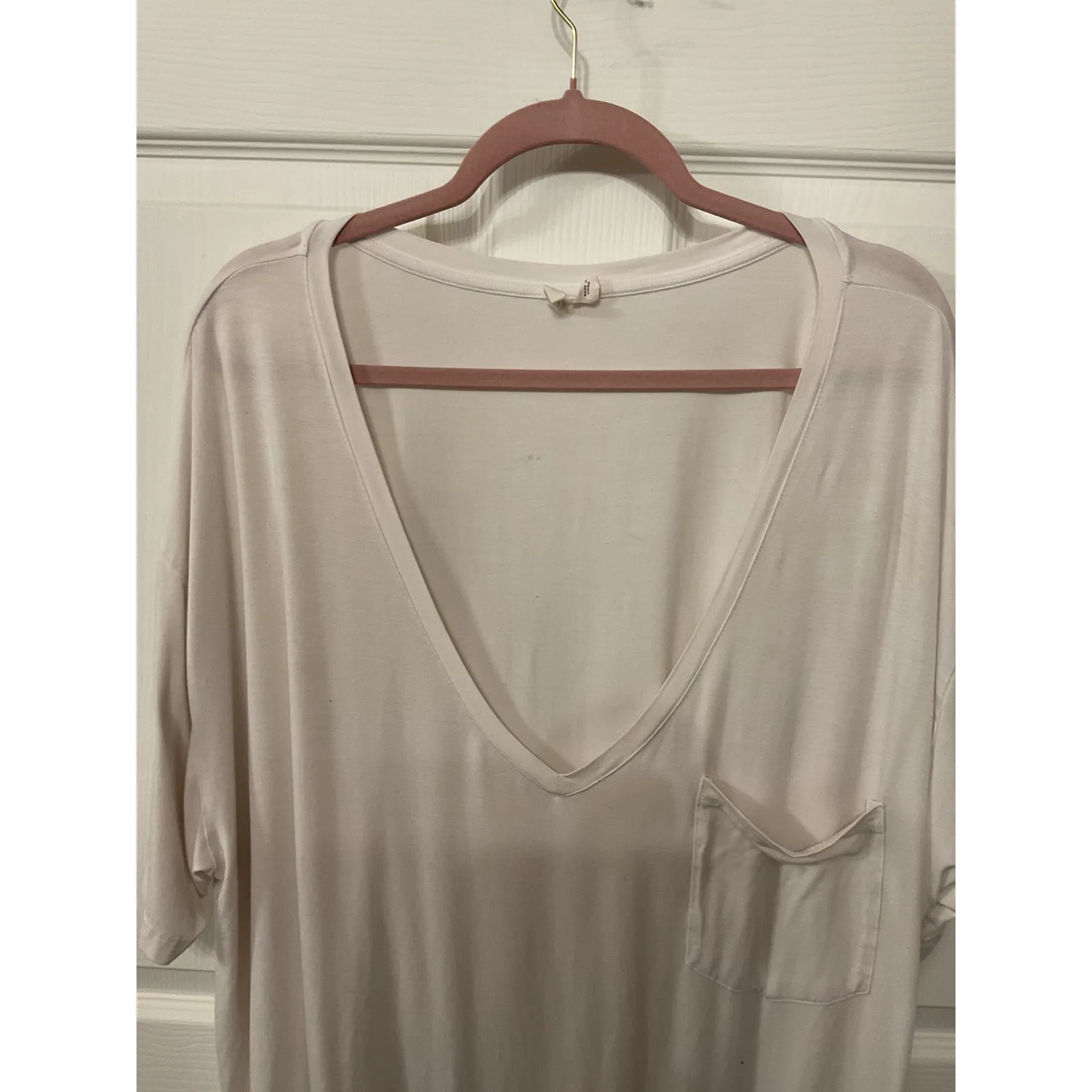 Kyte Living Relaxed Fit Bamboo White Pocket Tee, XL - Image 2